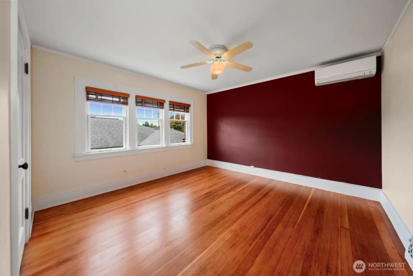 Property photo for 1019 Ne 62nd Street, Seattle photo 11