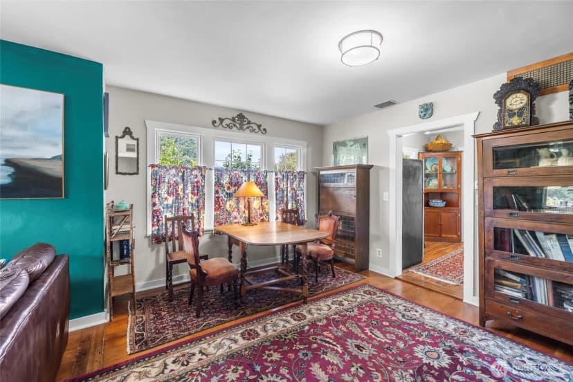 Property photo for 1302 Virginia Street, Mount Vernon photo 9