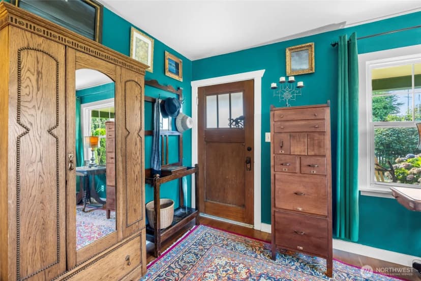 Property photo for 1302 Virginia Street, Mount Vernon photo 5