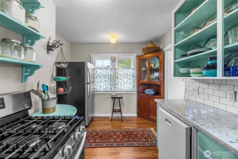 Property photo for 1302 Virginia Street, Mount Vernon photo 14