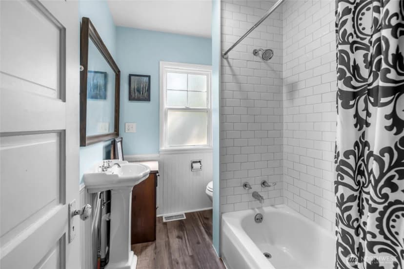 Property photo for 1302 Virginia Street, Mount Vernon photo 18