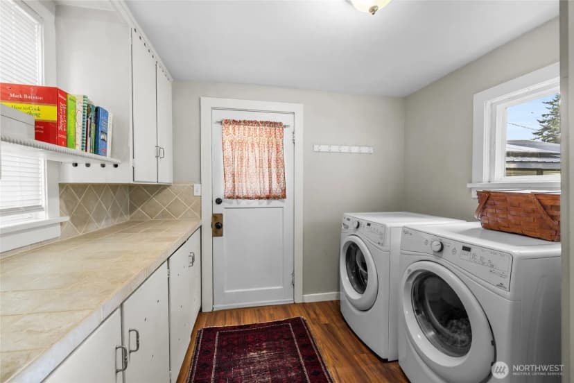 Property photo for 1302 Virginia Street, Mount Vernon photo 16