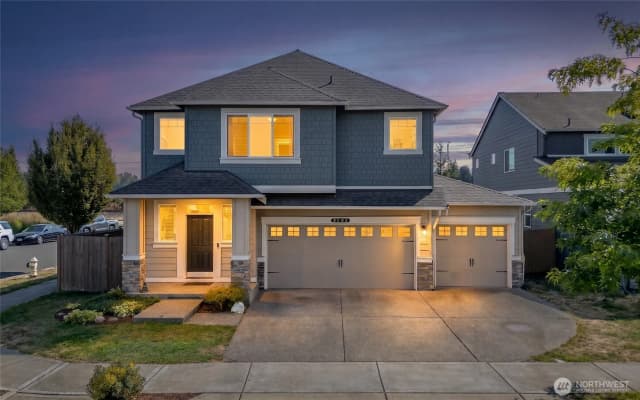 Property photo for 3104 10th Avenue Nw, Puyallup