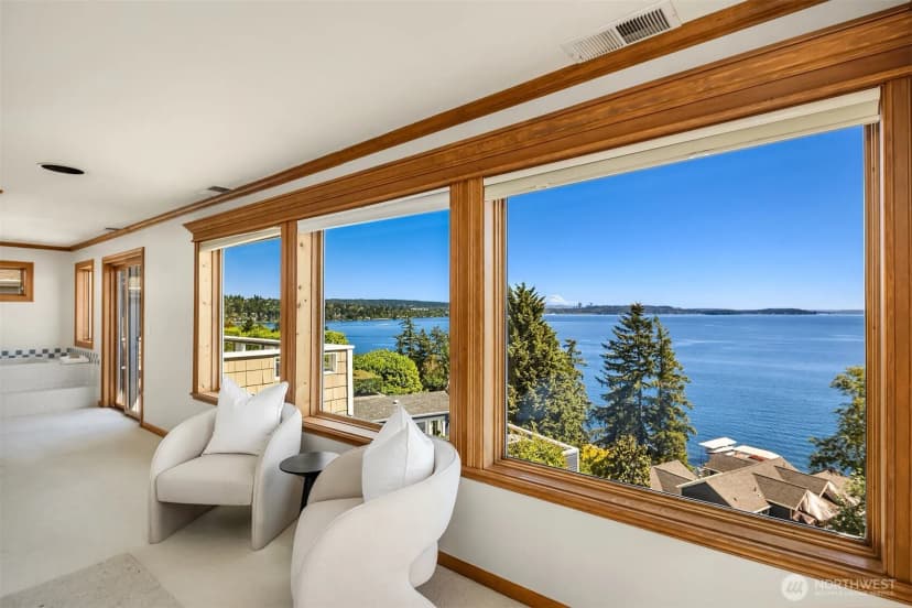 Property photo for 8203 Ne Juanita Drive, Kirkland photo 21