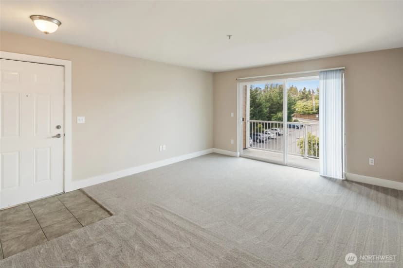 Property photo for 3309 132nd Street Se #a305, Everett photo 2