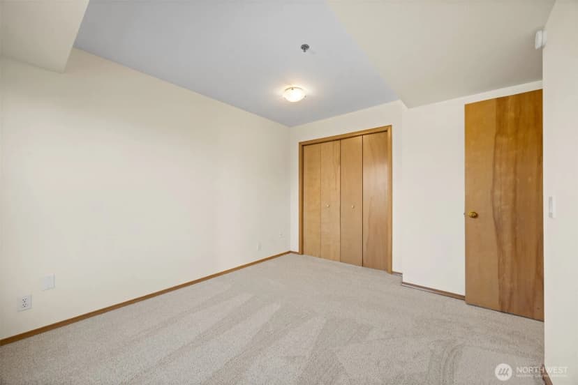 Property photo for 705 N State Street #405, Bellingham photo 29