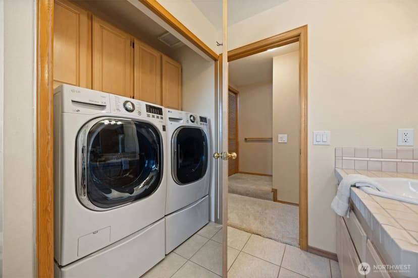 Property photo for 705 N State Street #405, Bellingham photo 31