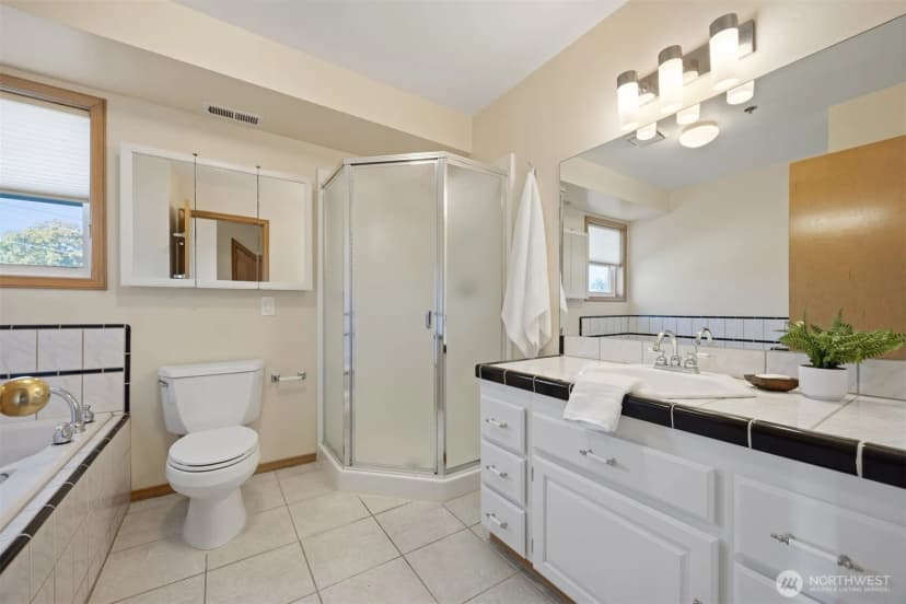 Property photo for 705 N State Street #405, Bellingham photo 24