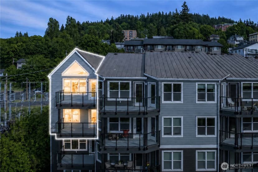 Property photo for 705 N State Street #405, Bellingham photo 32