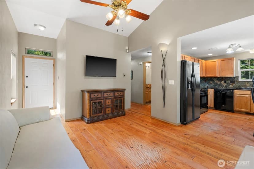 Property photo for 1334 Center Street, Shelton photo 6