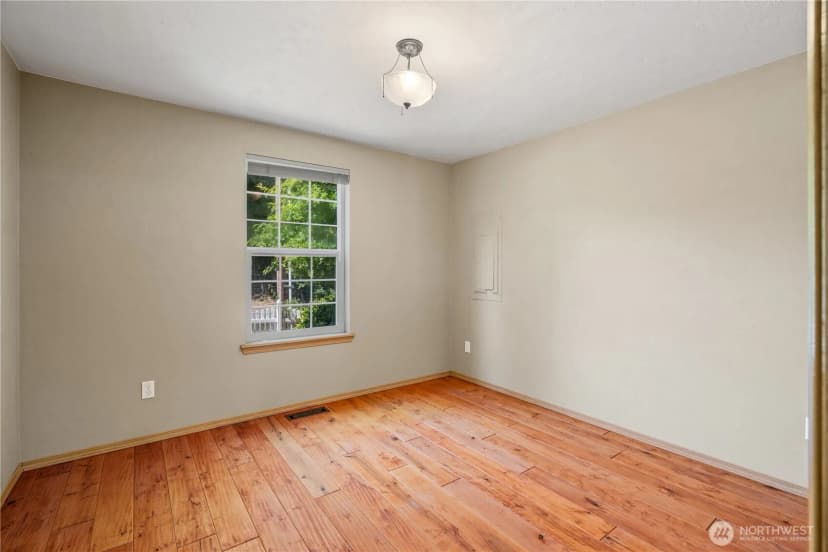 Property photo for 1334 Center Street, Shelton photo 13