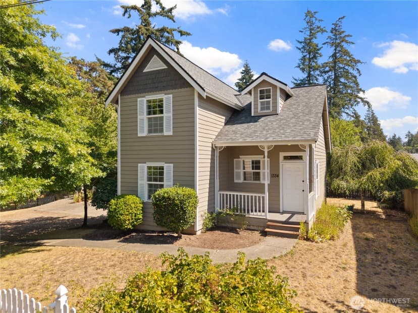 Property photo for 1334 Center Street, Shelton
