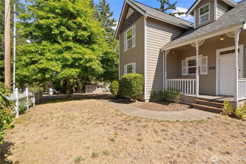 Property photo for 1334 Center Street, Shelton photo 3