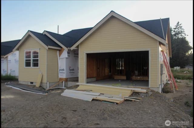 Property photo for 813 E 6th, Nooksack