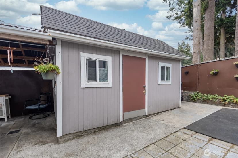 Property photo for 1831 S 308th Street #b, Federal Way photo 4