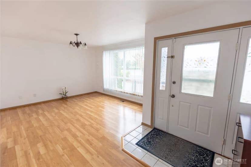 Property photo for 1831 S 308th Street #b, Federal Way photo 8