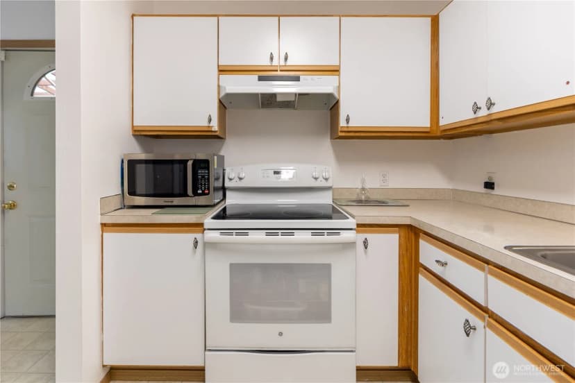 Property photo for 1831 S 308th Street #b, Federal Way photo 14