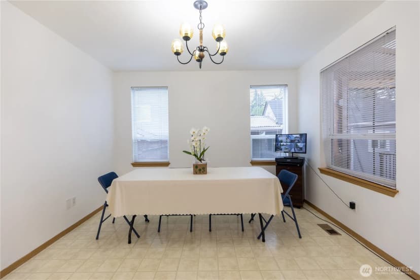 Property photo for 1831 S 308th Street #b, Federal Way photo 12