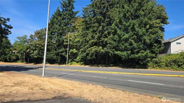 Property photo for 116 116th Avenue, Renton photo 2