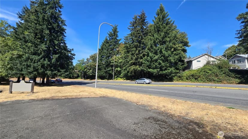 Property photo for 116 116th Avenue, Renton photo 3