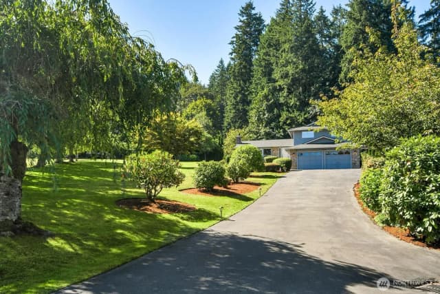 Property photo for 17465 Ne 163rd Place, Woodinville photo 3