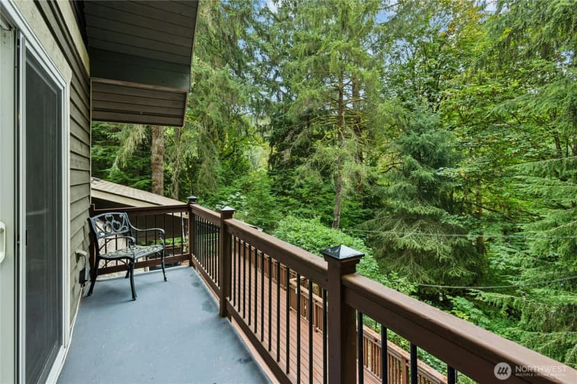 Property photo for 10421 324th Place Se, Issaquah photo 25