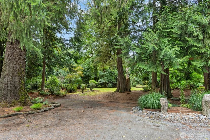 Property photo for 10421 324th Place Se, Issaquah photo 37