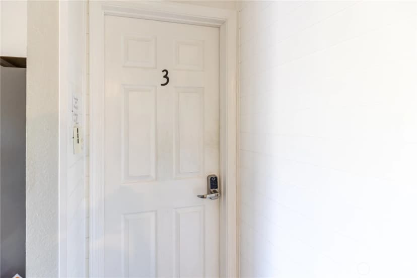 Property photo for 1743 Lafayette Street S, Parkland photo 20