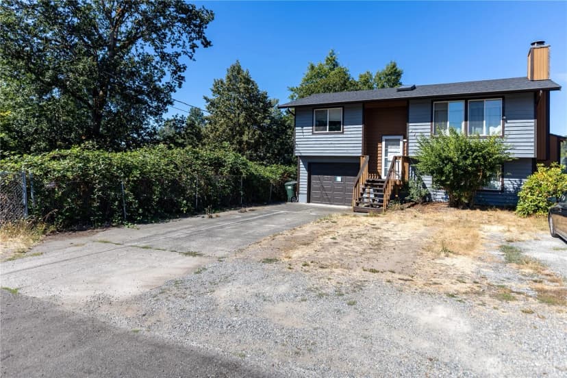 Property photo for 1743 Lafayette Street S, Parkland photo 3