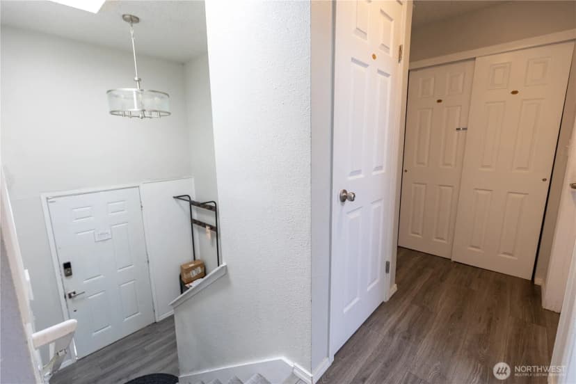 Property photo for 1743 Lafayette Street S, Parkland photo 7