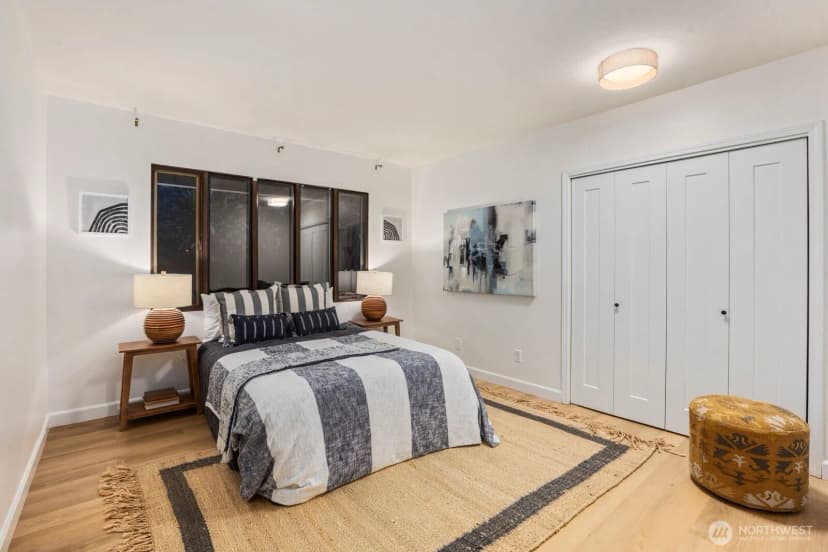 Property photo for 1520 Sycamore Drive Se, Issaquah photo 15