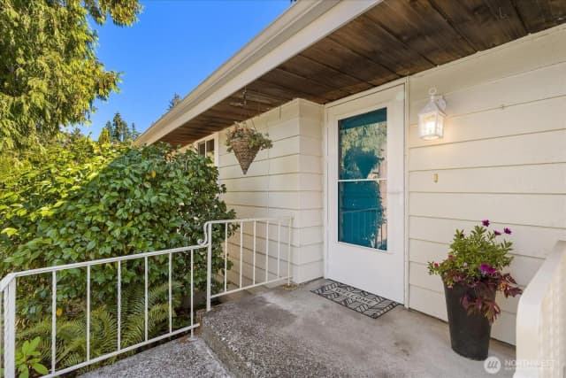 Property photo for 7212 197th Street Sw, Lynnwood photo 4