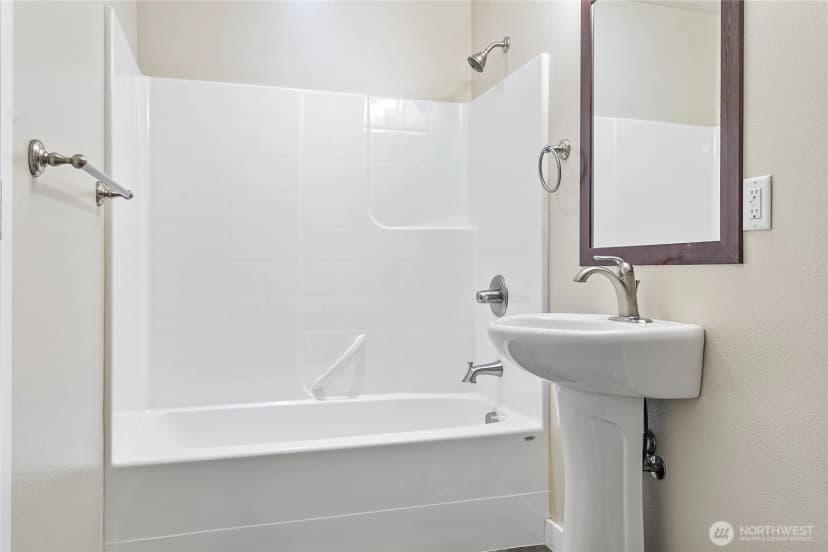 Property photo for 8780 Depot Rd #207, Lynden photo 16