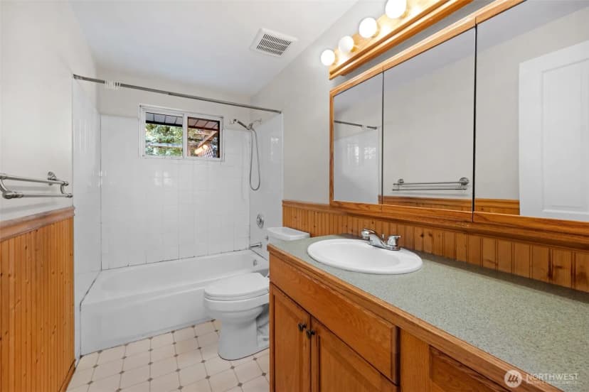 Property photo for 902 Peters Place, Everett photo 15