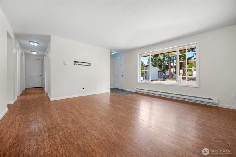 Property photo for 902 Peters Place, Everett photo 5