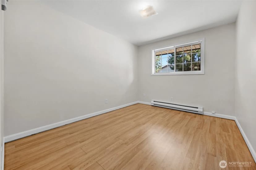 Property photo for 902 Peters Place, Everett photo 13