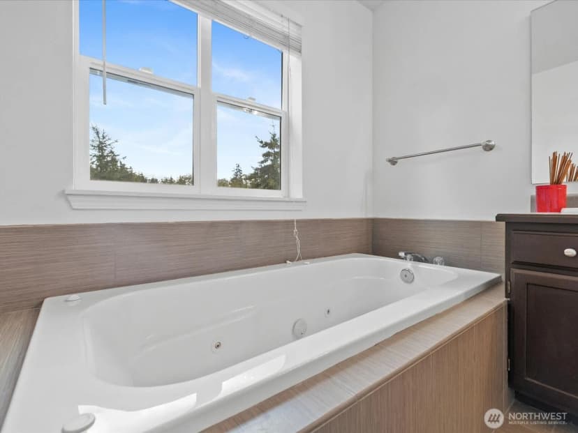 Property photo for 11613 Grove Drive, Mukilteo photo 22