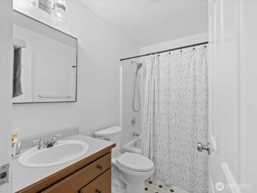 Property photo for 11613 Grove Drive, Mukilteo photo 16