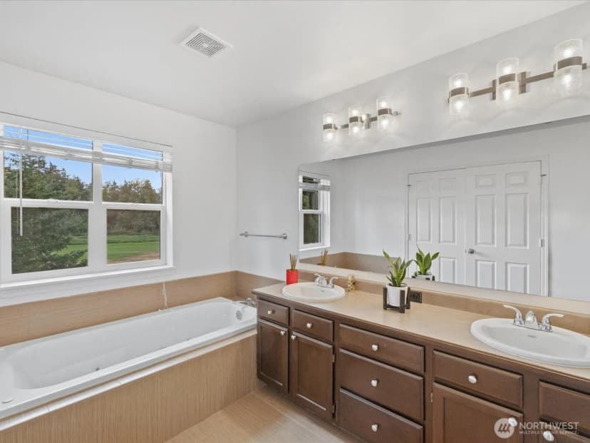 Property photo for 11613 Grove Drive, Mukilteo photo 21
