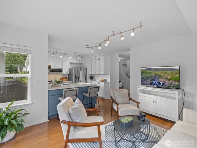 Property photo for 11613 Grove Drive, Mukilteo photo 15