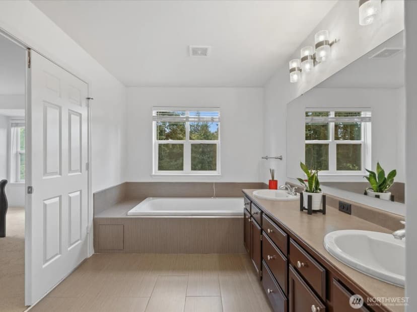 Property photo for 11613 Grove Drive, Mukilteo photo 20