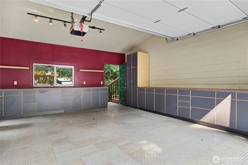Property photo for 11617 7th Avenue Sw, Seattle photo 16