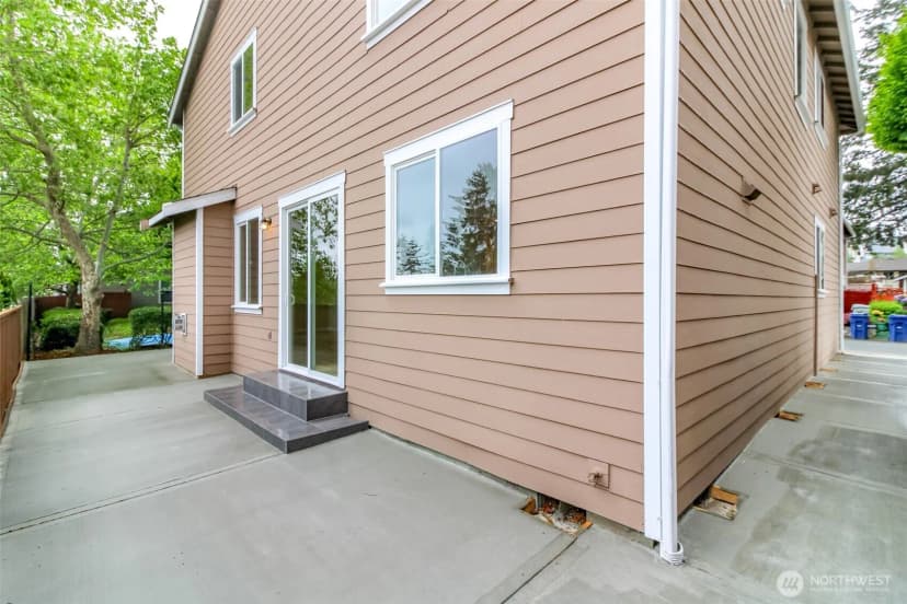 Property photo for 17837 110th Place Se, Renton photo 37