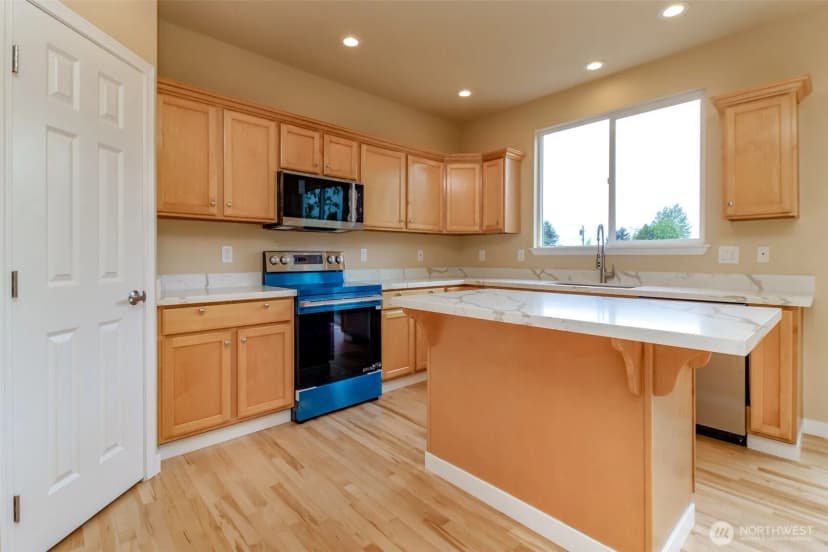Property photo for 17837 110th Place Se, Renton photo 17