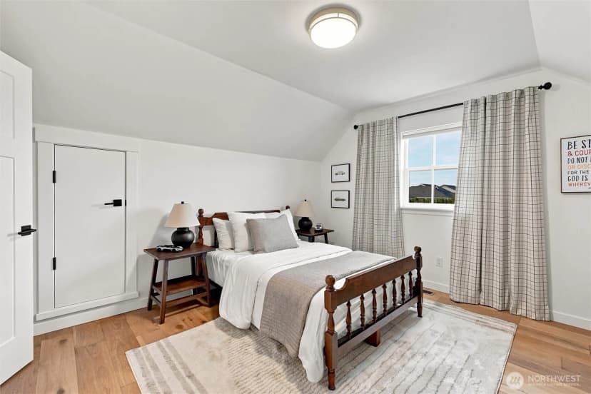 Property photo for 2154 Brome Street, Lynden photo 37