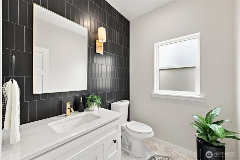 Property photo for 2154 Brome Street, Lynden photo 16