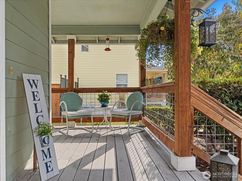 Property photo for 1131 Homestead Drive, Burlington photo 3
