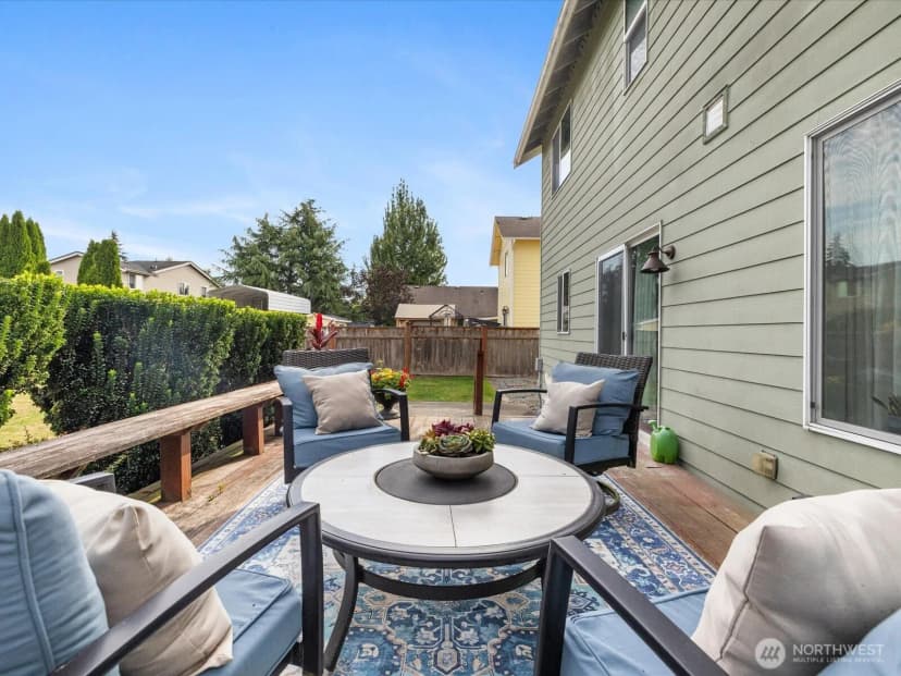 Property photo for 1131 Homestead Drive, Burlington photo 23
