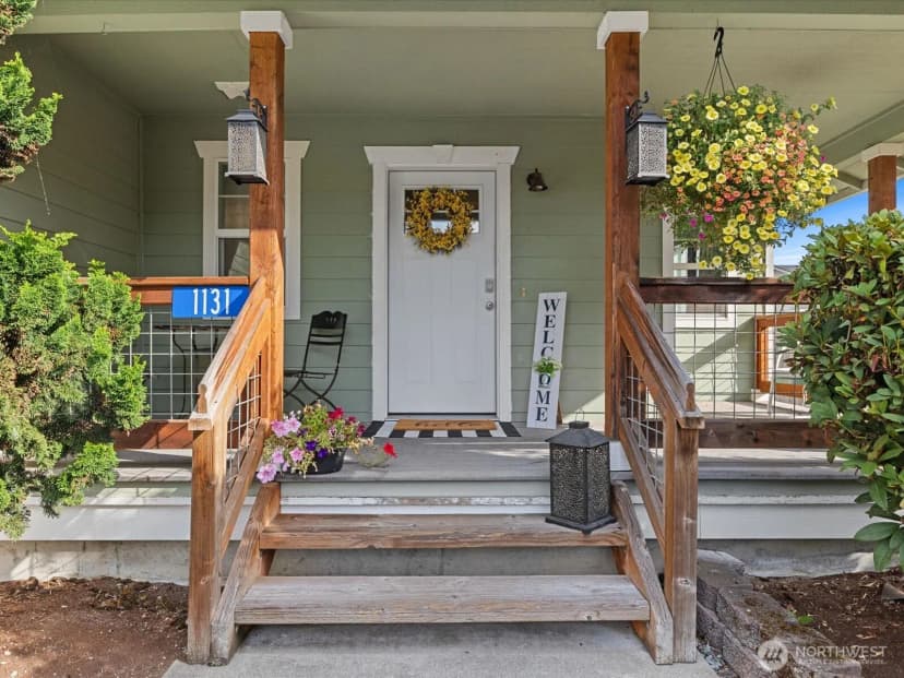 Property photo for 1131 Homestead Drive, Burlington photo 2