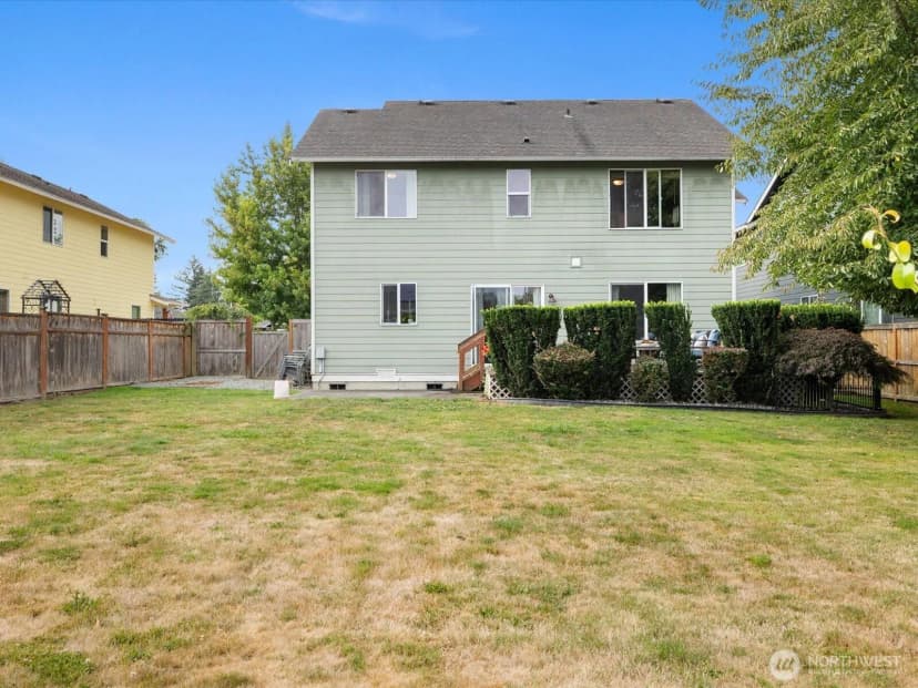 Property photo for 1131 Homestead Drive, Burlington photo 32